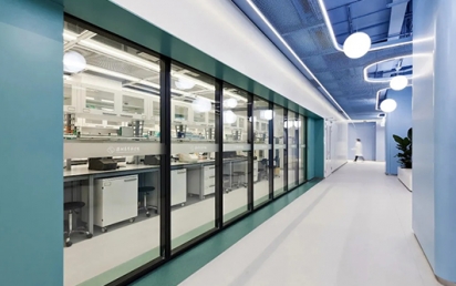 5G时代医学实验室设计要求及建设标准：构建安全与智能的科研堡垒